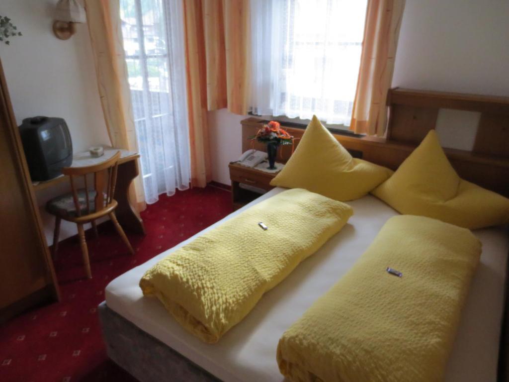 Alpenhaeusl Hotell Sölden Rom bilde